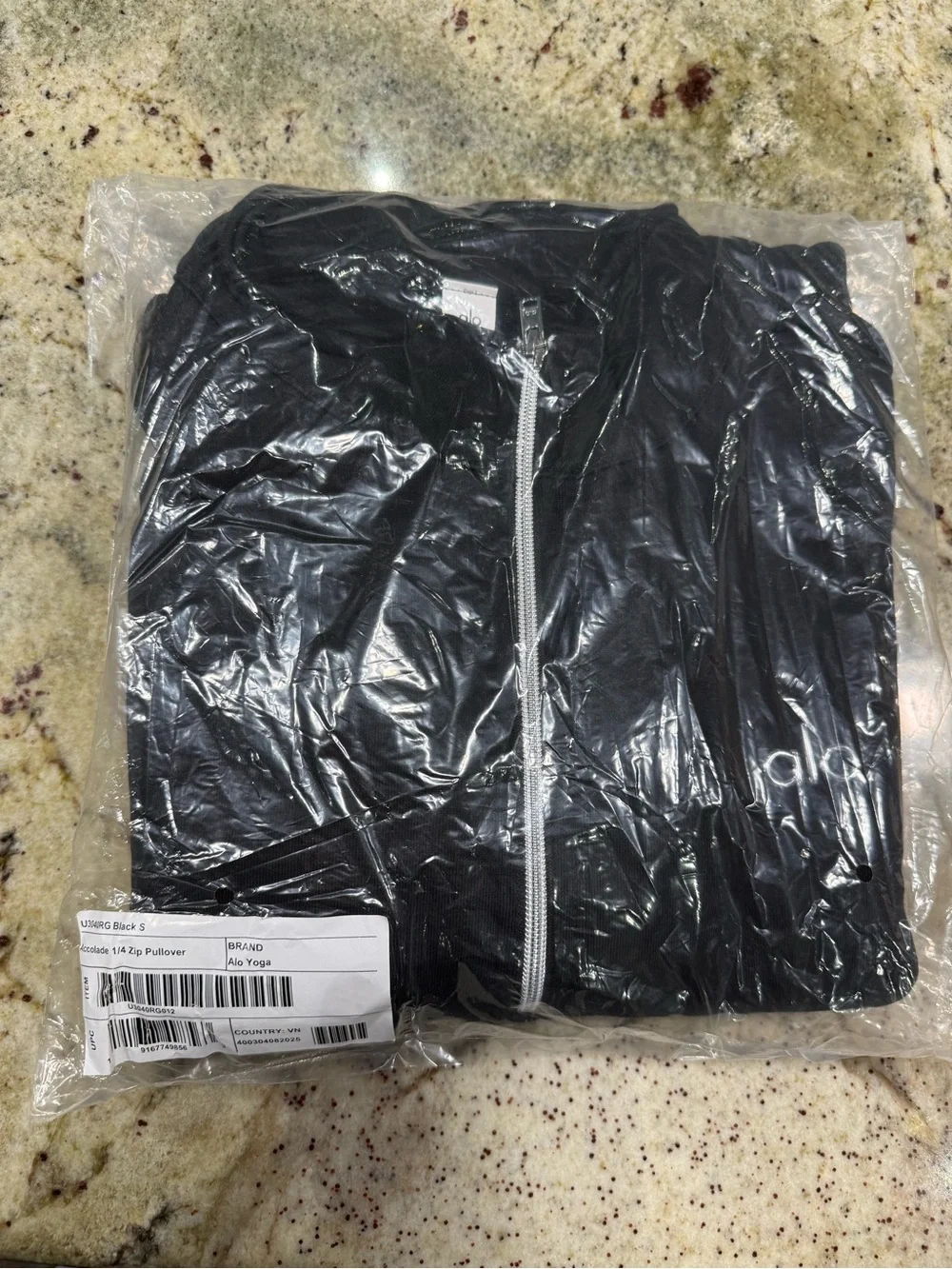 ALO Yoga Black Accolade Quarter Zip
